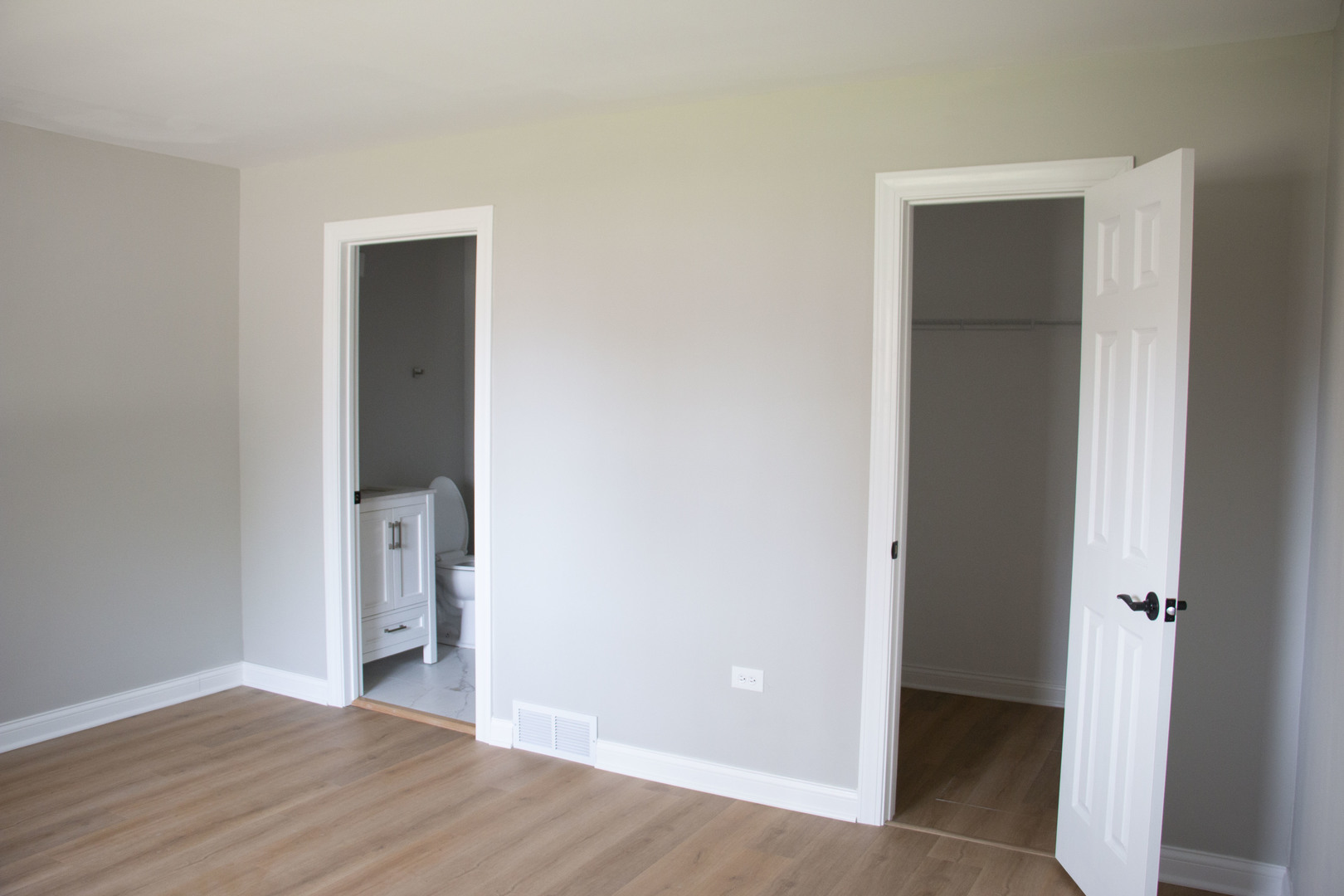 22 N 12th Street, St. Charles, IL 60174