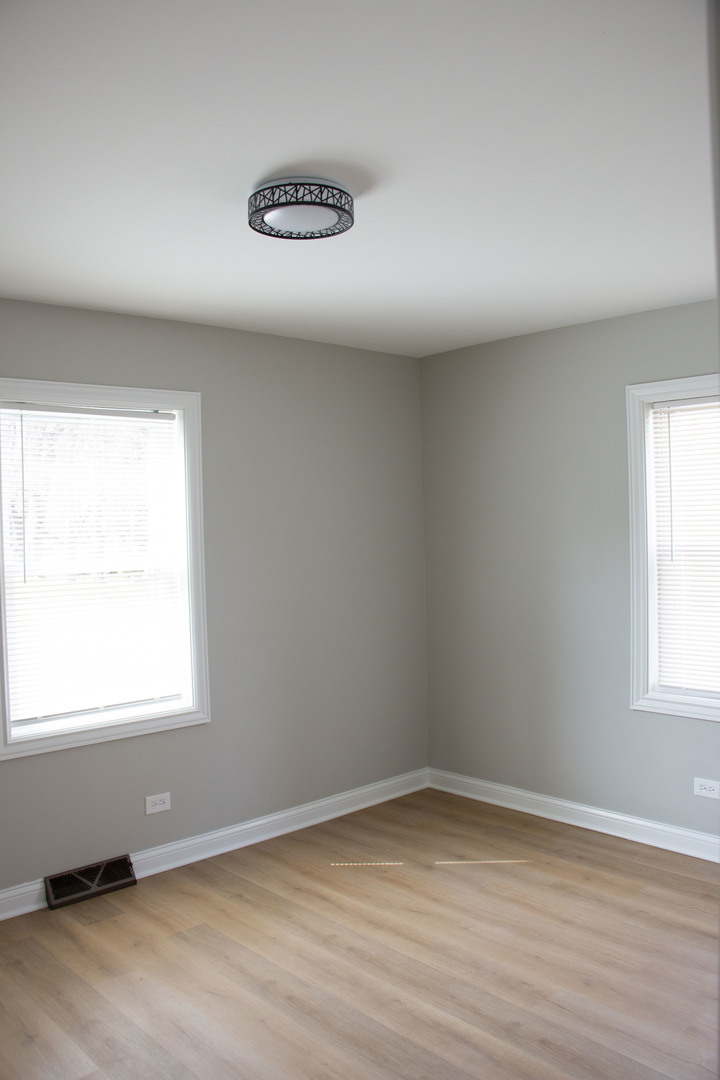 22 N 12th Street, St. Charles, IL 60174