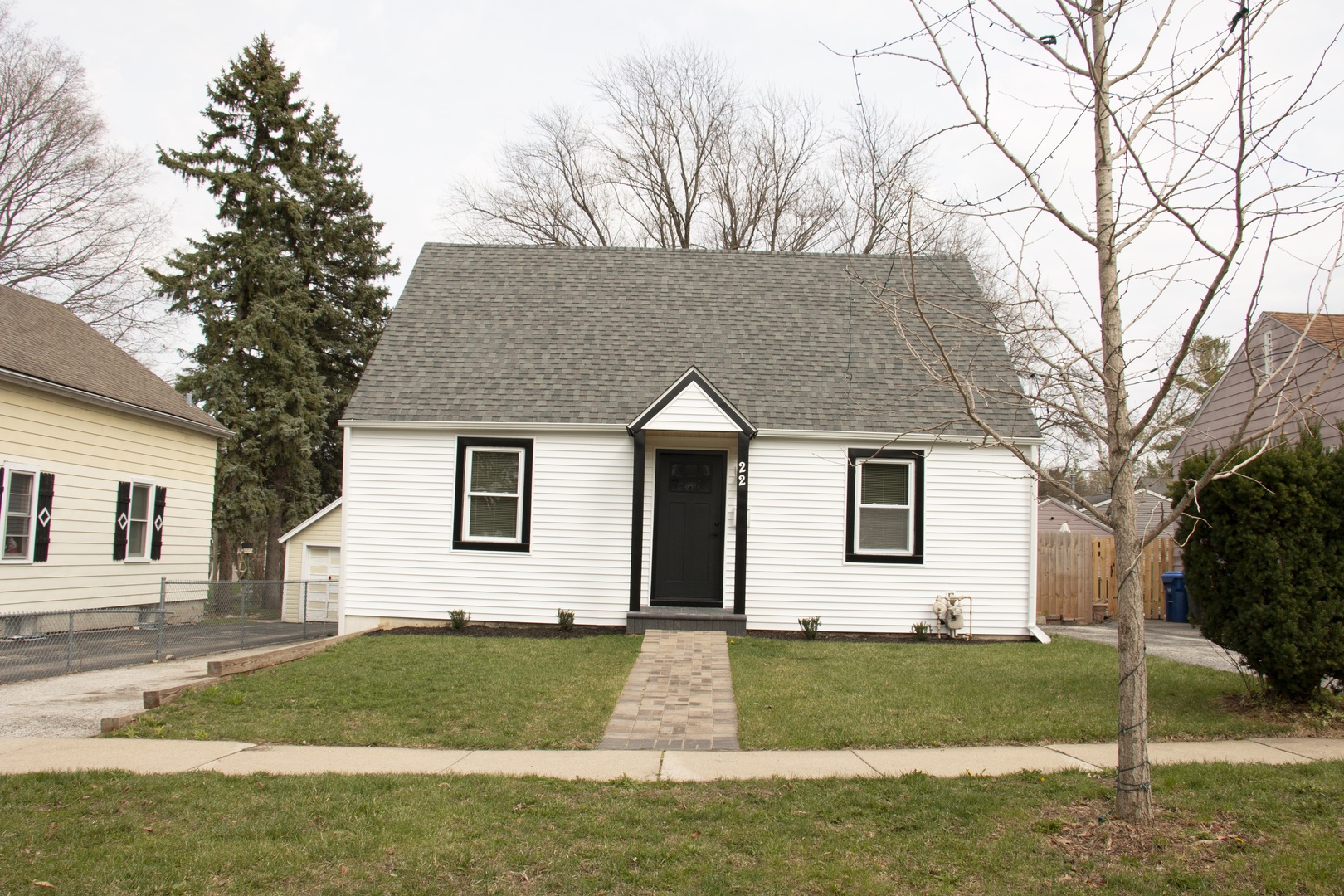 22 N 12th Street, St. Charles, IL 60174