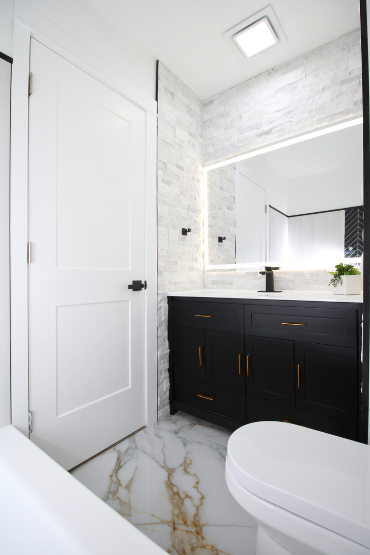 151 Peter Court #B, Bartlett, IL 60103