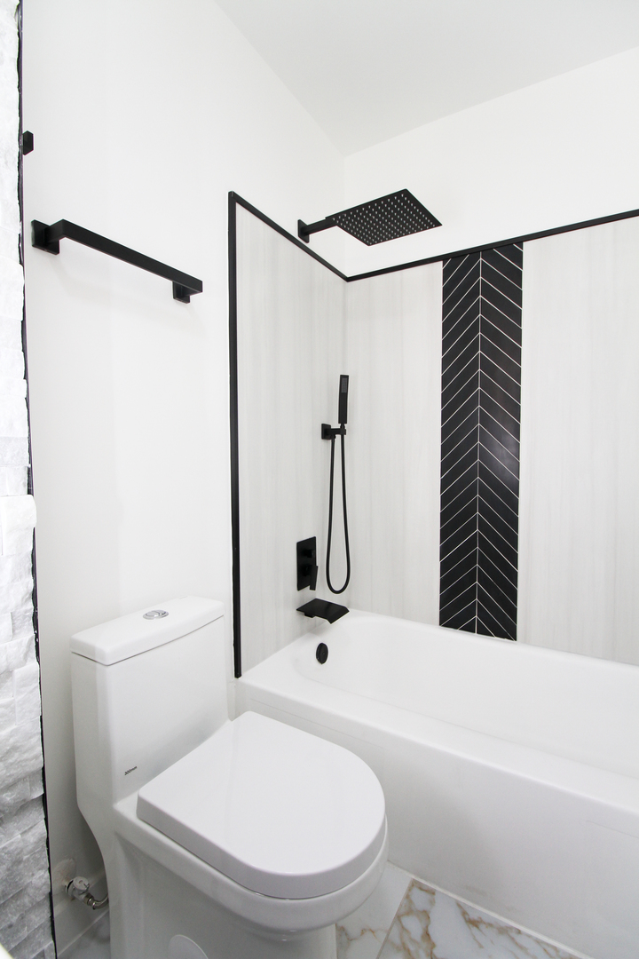 151 Peter Court #B, Bartlett, IL 60103