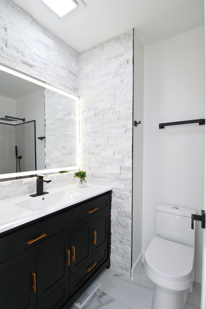 151 Peter Court #B, Bartlett, IL 60103