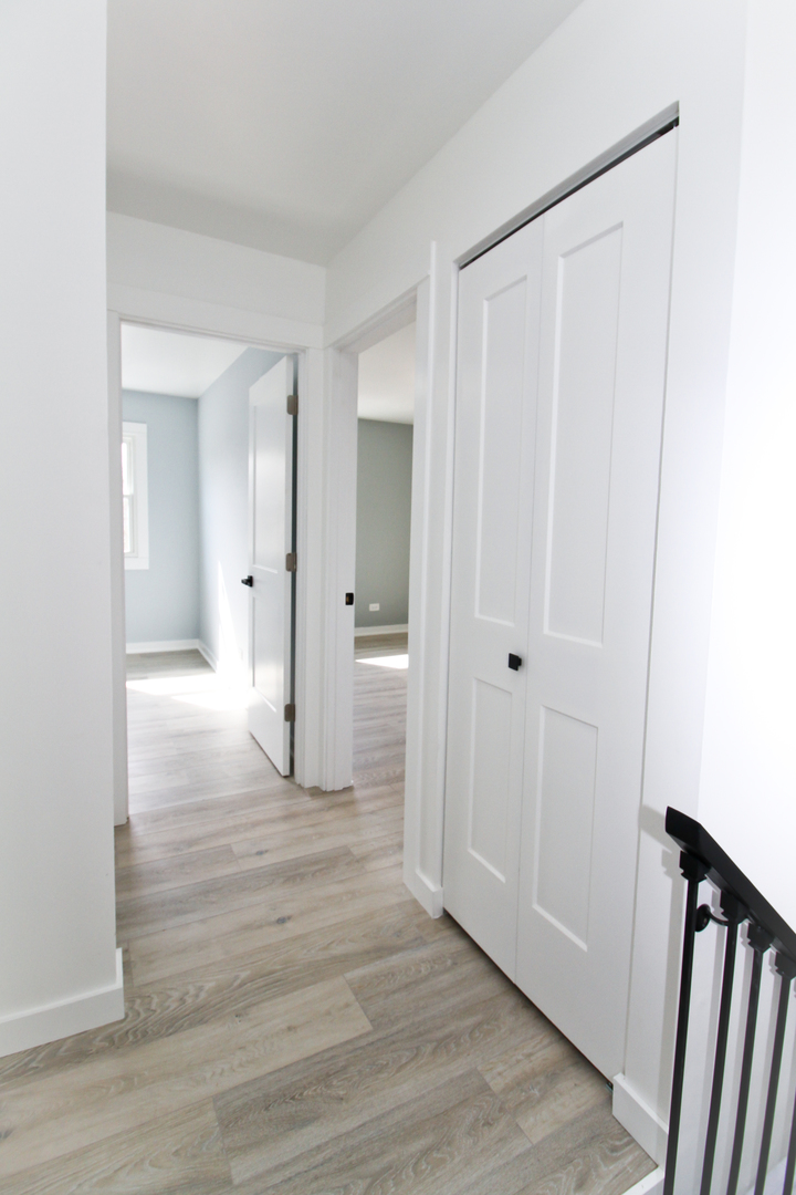 151 Peter Court #B, Bartlett, IL 60103