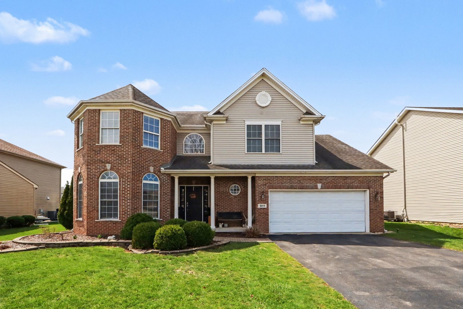 911 E Butterfield Circle, Shorewood, IL 60404