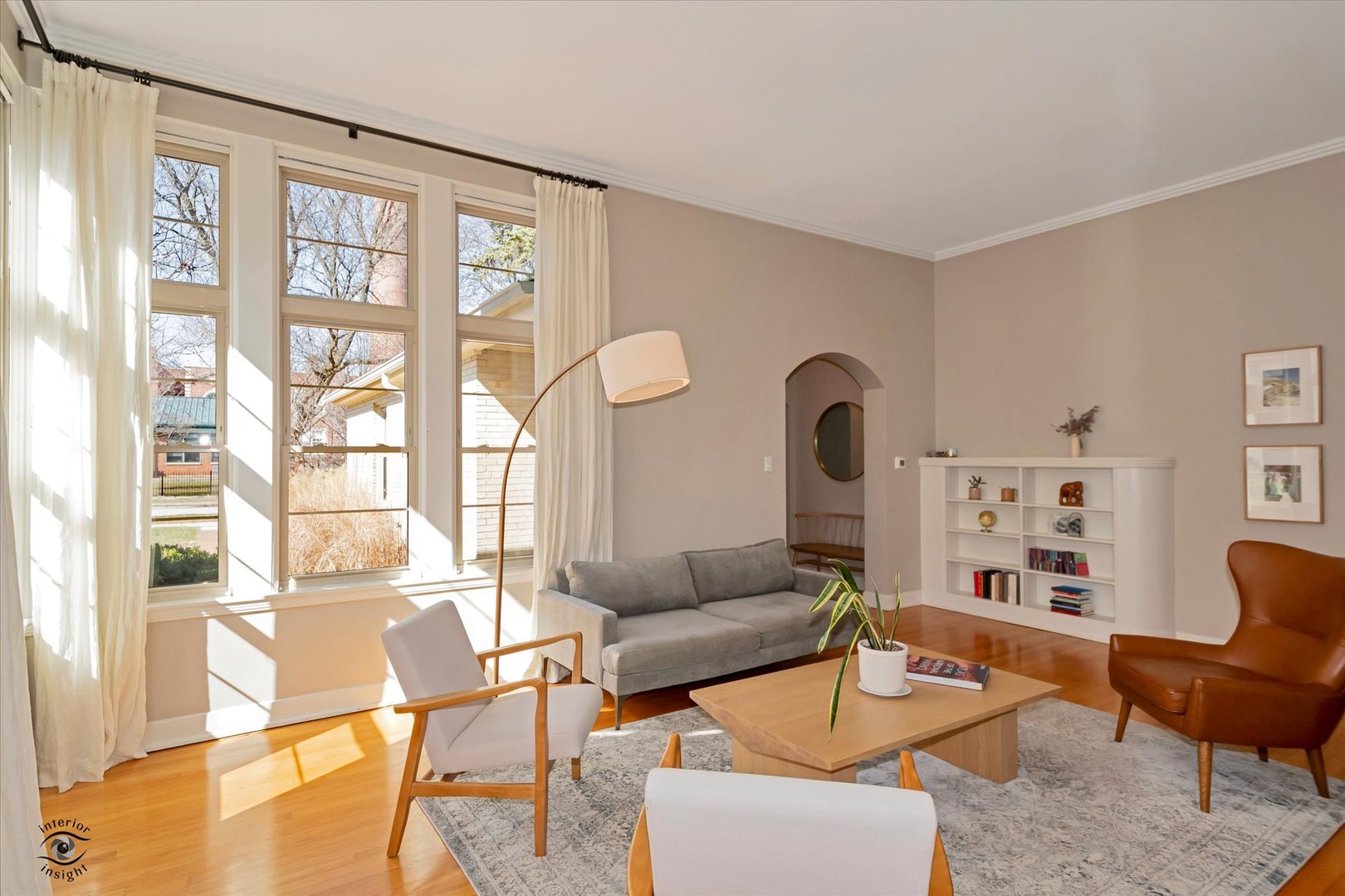 10025 S Hamilton Avenue, Chicago, IL 60643