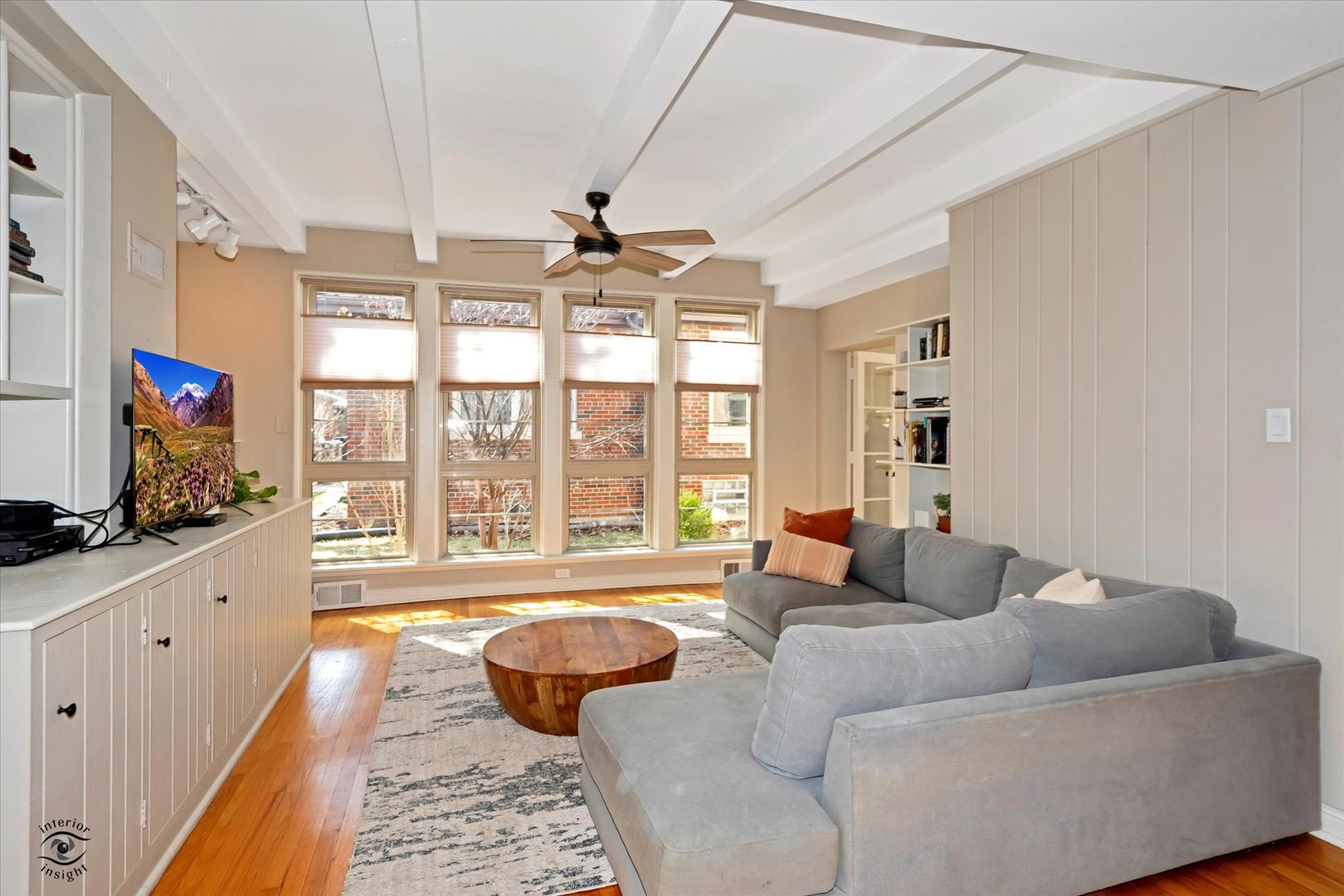 10025 S Hamilton Avenue, Chicago, IL 60643