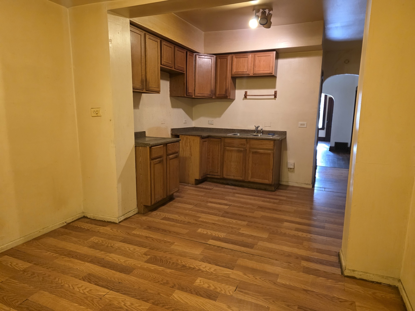 10147 S State Street, Chicago, IL 60628