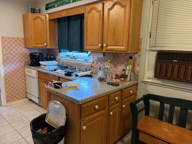 8053 W Churchill Avenue, Niles, IL 60714