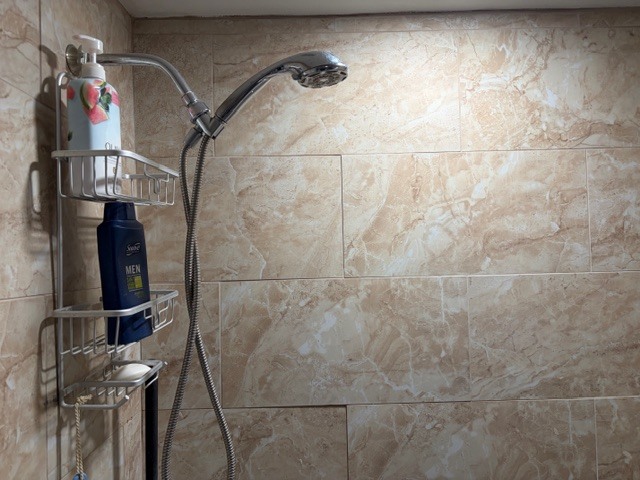 8053 W Churchill Avenue, Niles, IL 60714