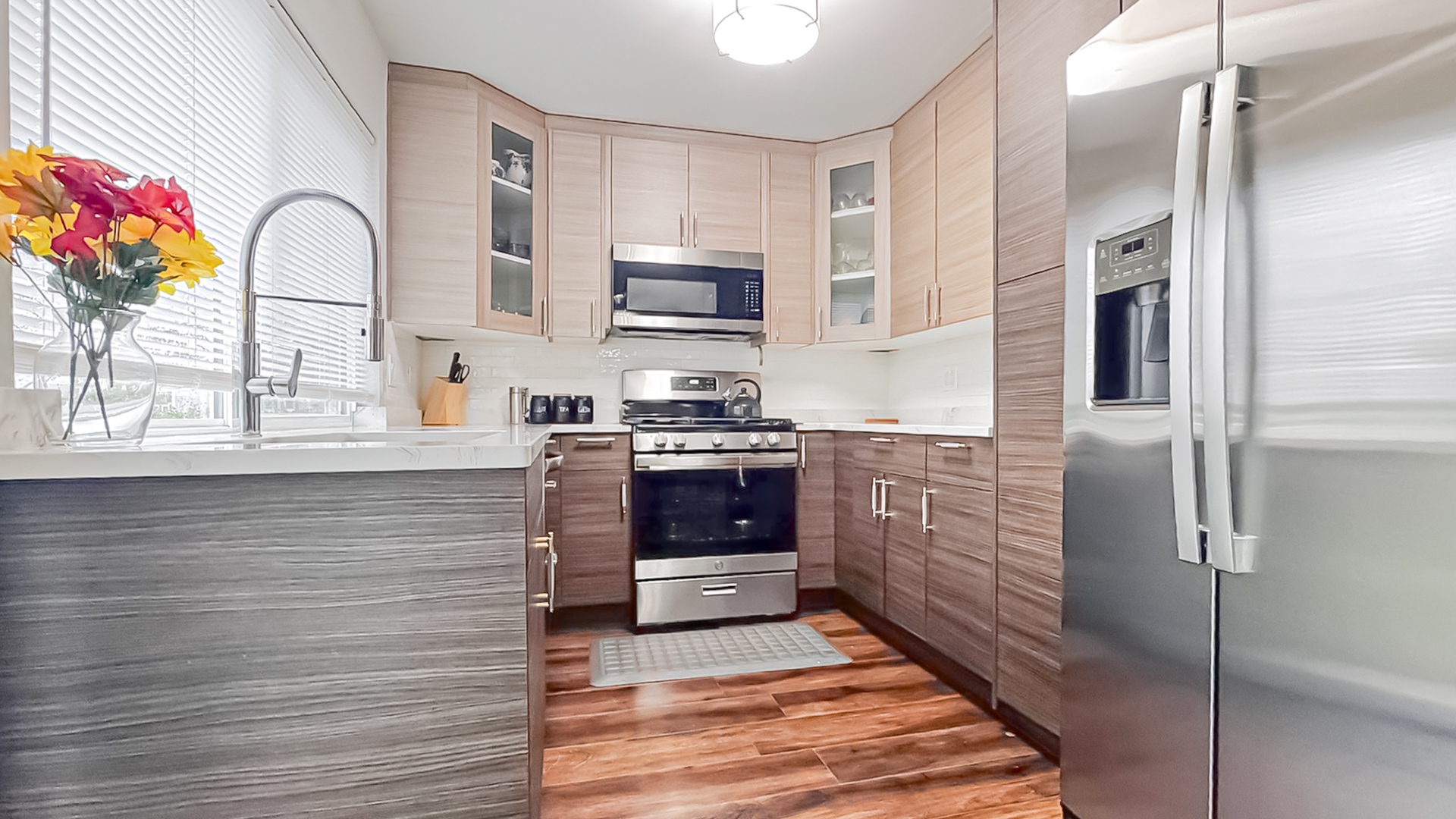 2137 Greystone Place, Hoffman Estates, IL 60169