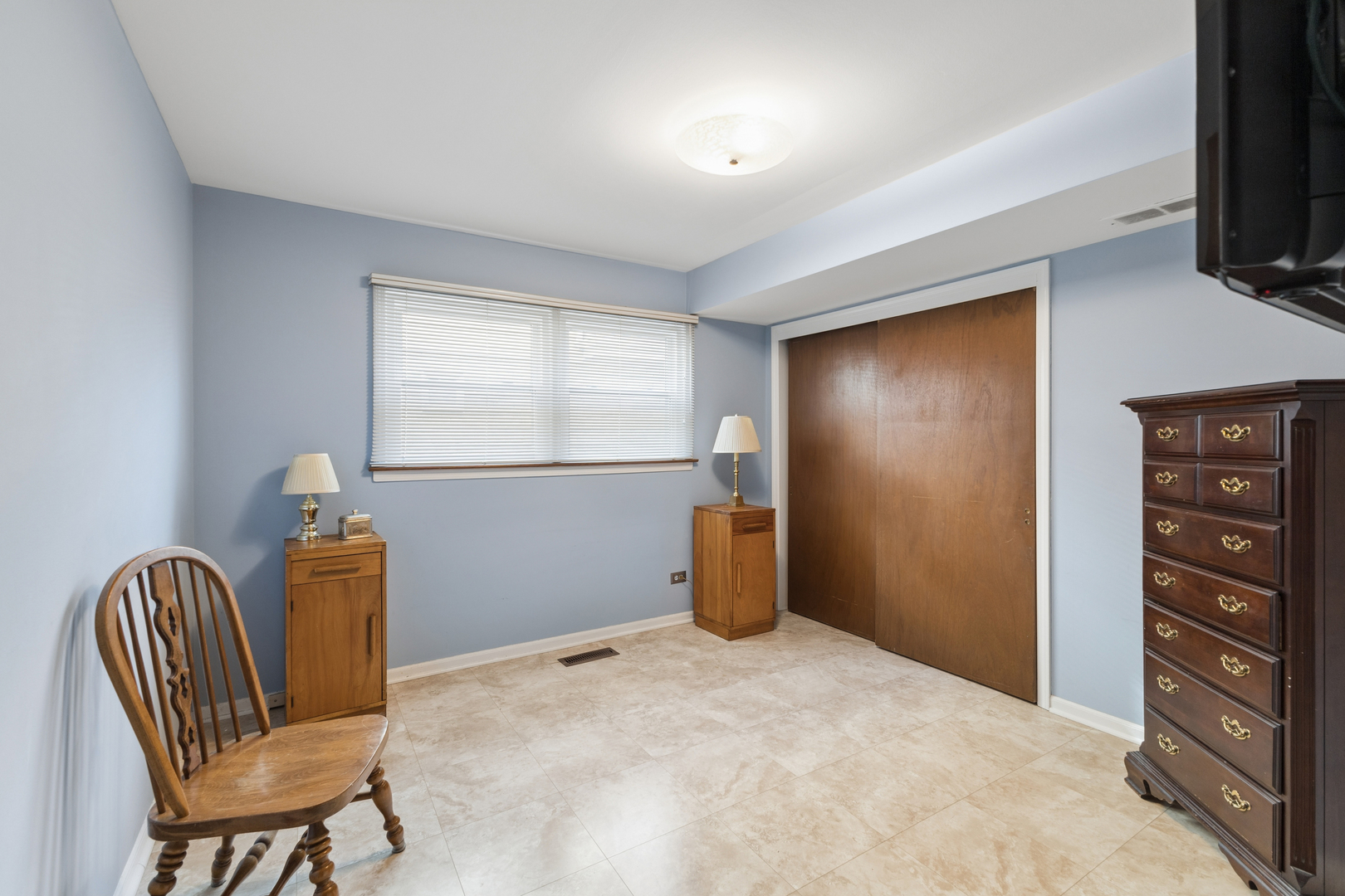 1307 Thomas Street, Homewood, IL 60430