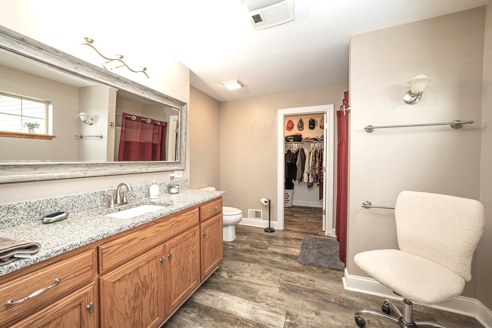 26708 W Megan Drive, Channahon, IL 60410