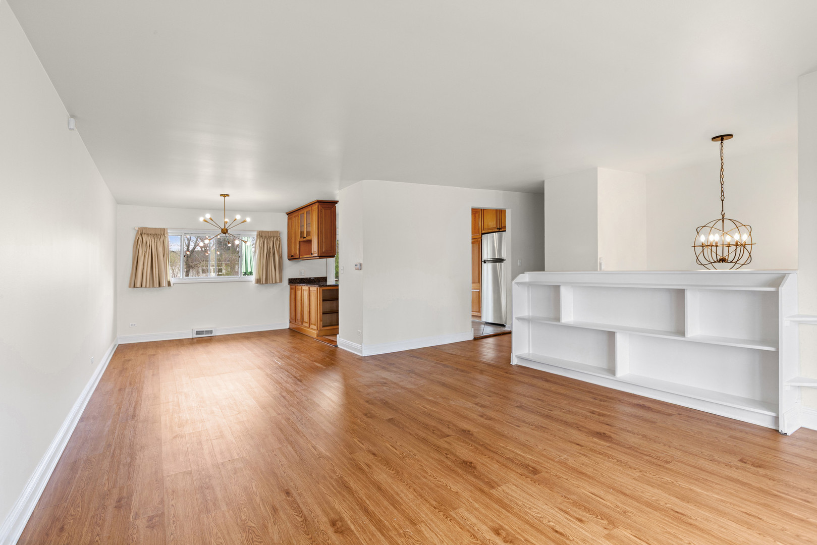 6543 Stough Street, Willowbrook, IL 60527