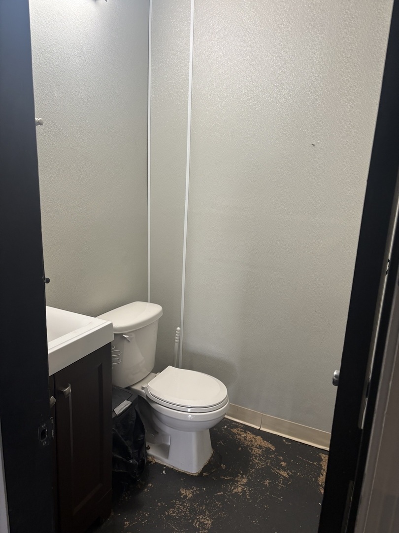 4601 W Lake Street, Melrose Park, IL 60160