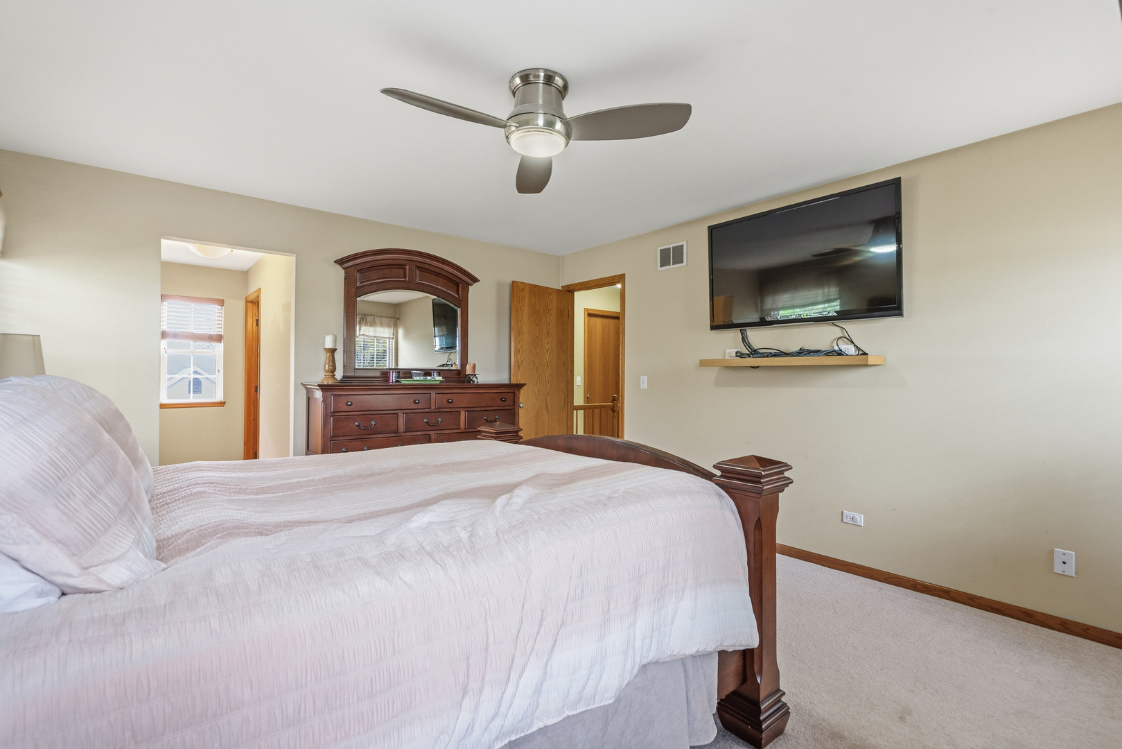 16719 S Sunset Ridge Court, Lockport, IL 60441