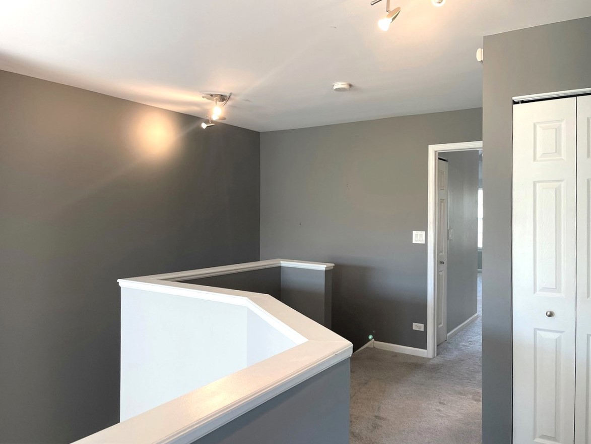 868 Brompton Court, Carol Stream, IL 60188