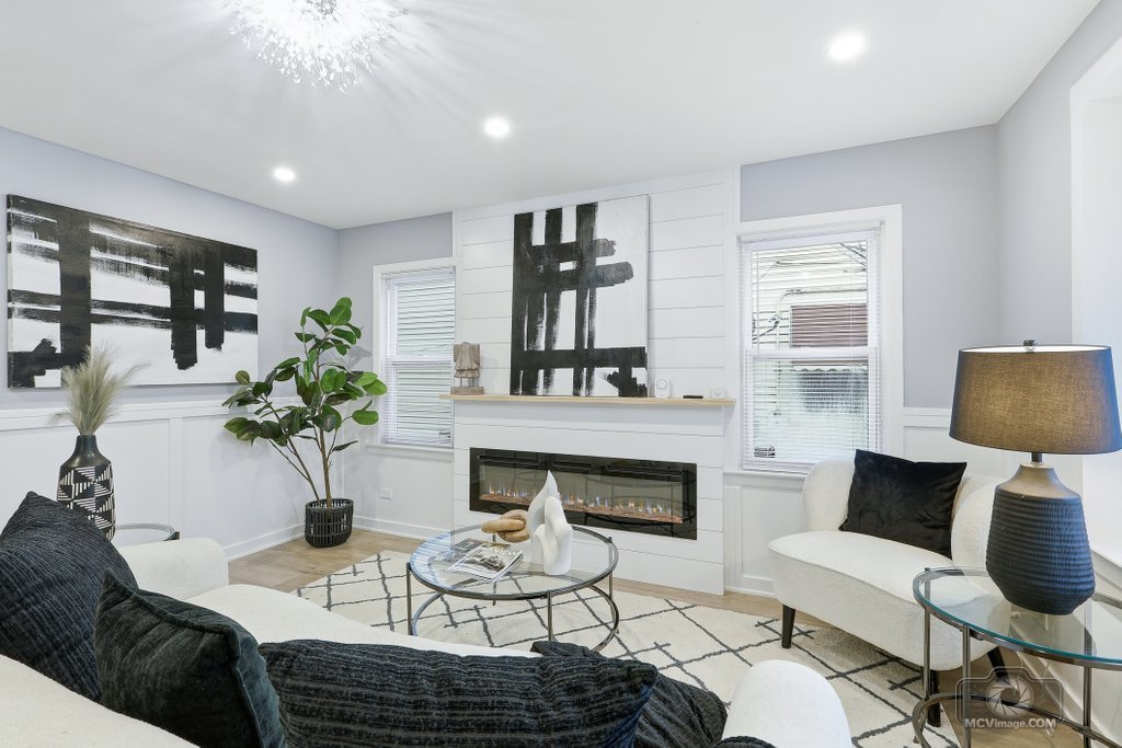 440 Engle Street, Dolton, IL 60419