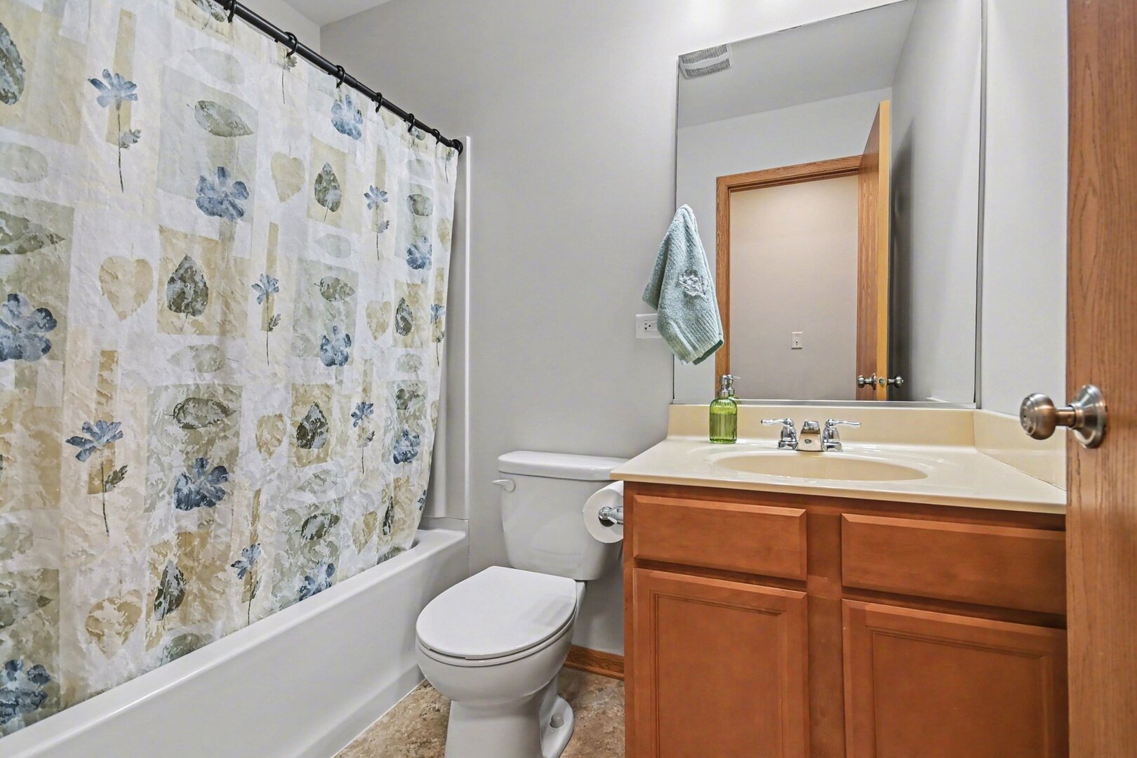 3643 Daisy Lane, Elgin, IL 60124