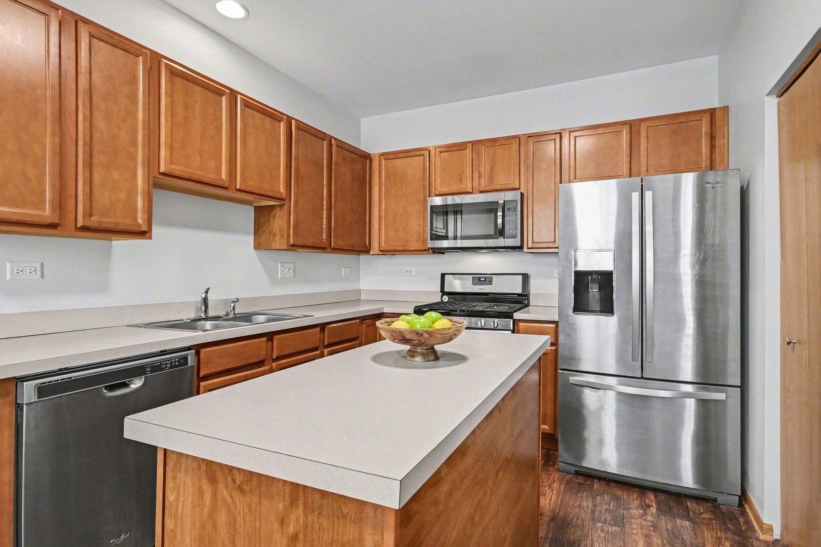 3643 Daisy Lane, Elgin, IL 60124