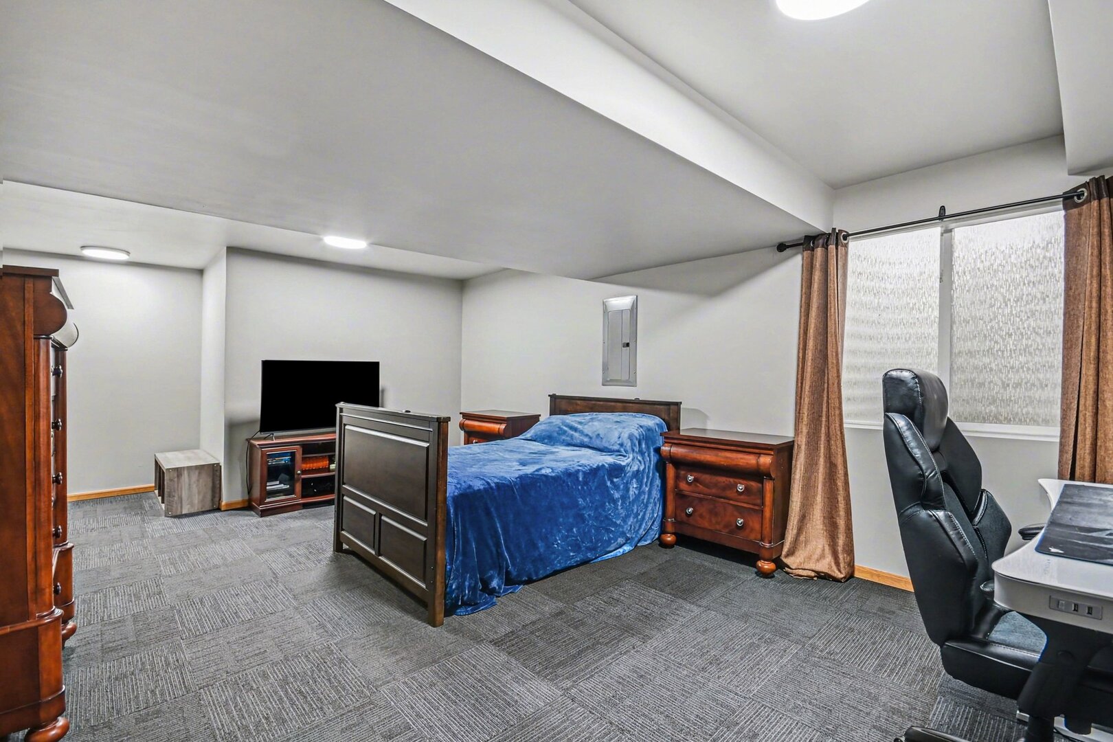 3643 Daisy Lane, Elgin, IL 60124