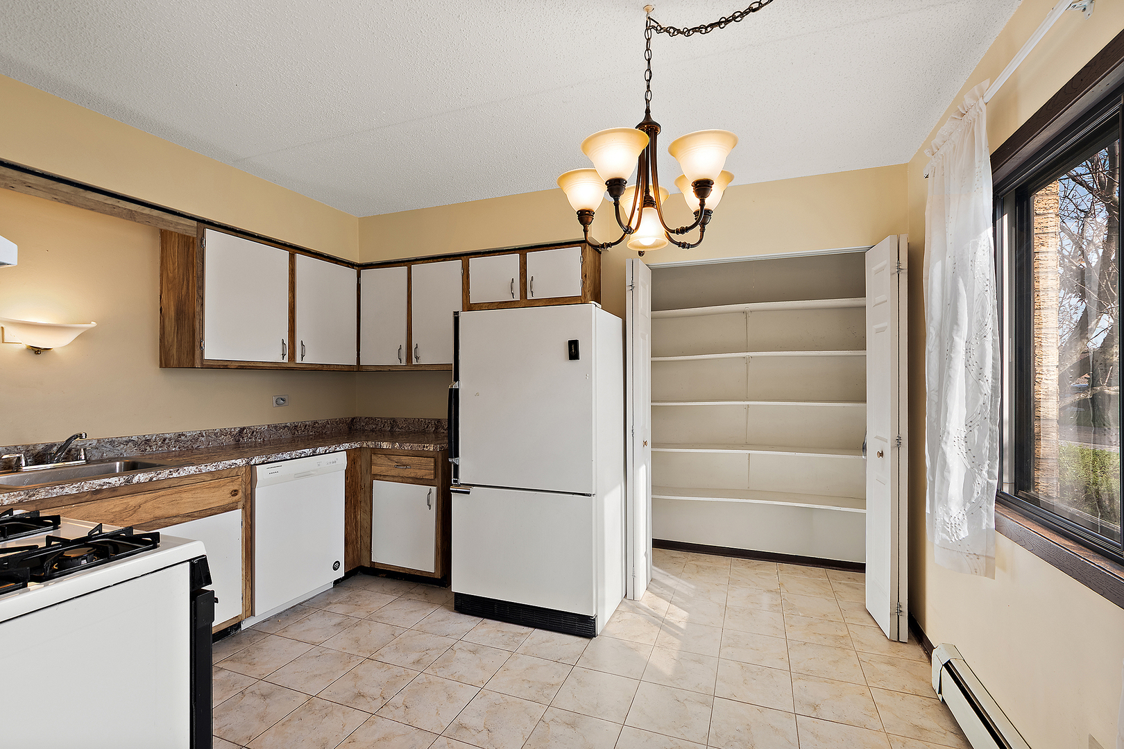 9960 Franchesca Court #1D, Orland Park, IL 60462