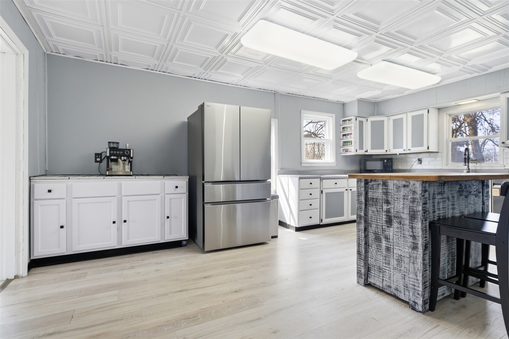 1702 W Hovey Avenue, Normal, IL 61761