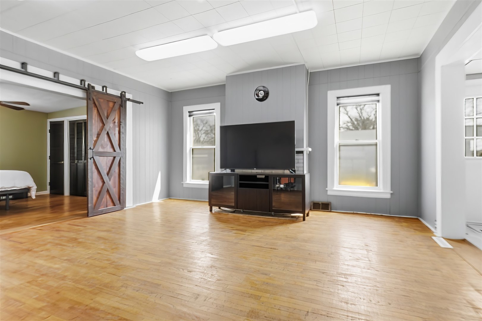 1702 W Hovey Avenue, Normal, IL 61761