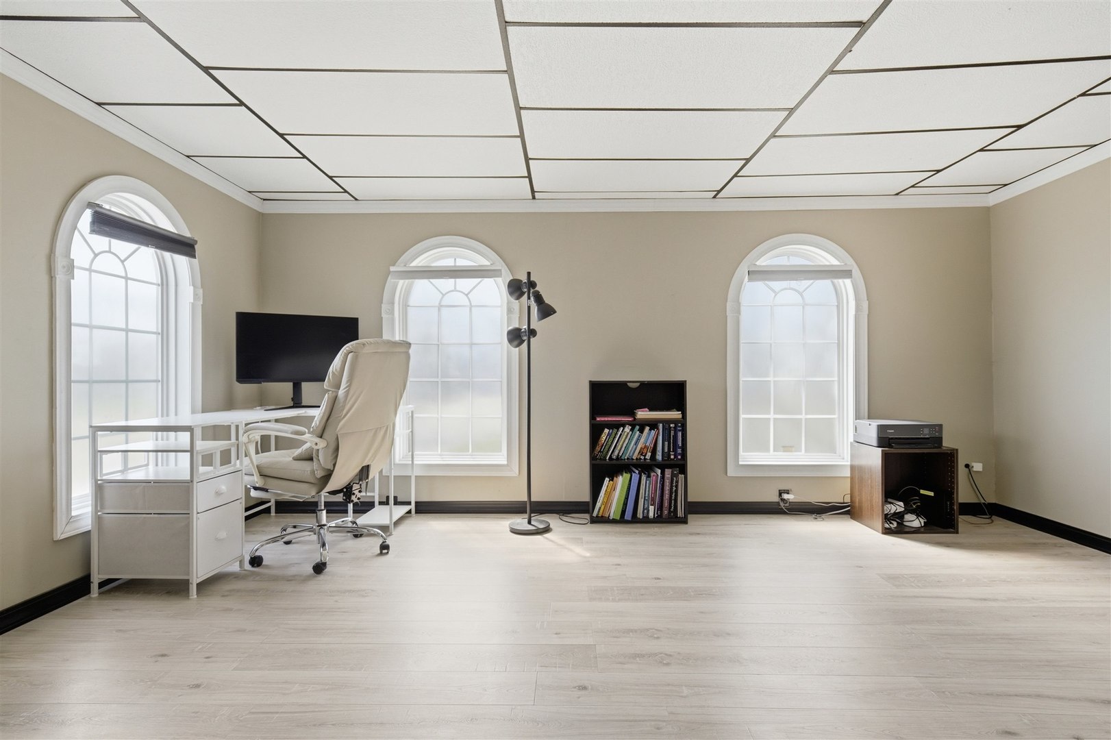 1702 W Hovey Avenue, Normal, IL 61761