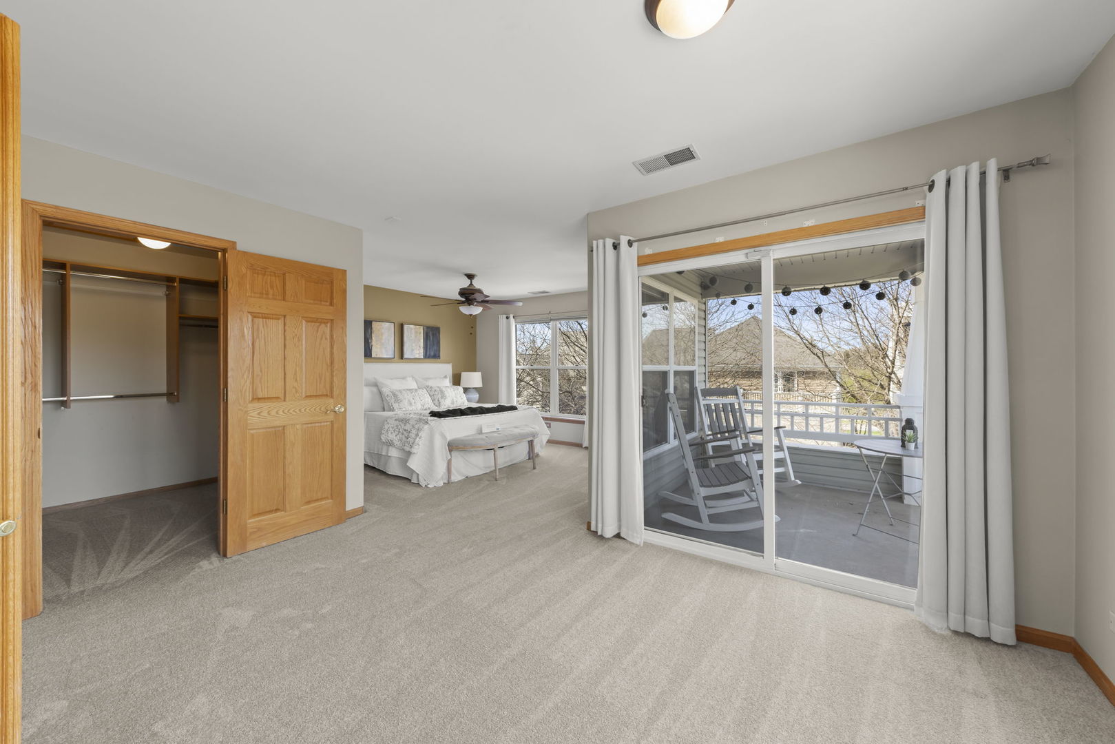 1101 Ironwood Lane, Lisle, IL 60532