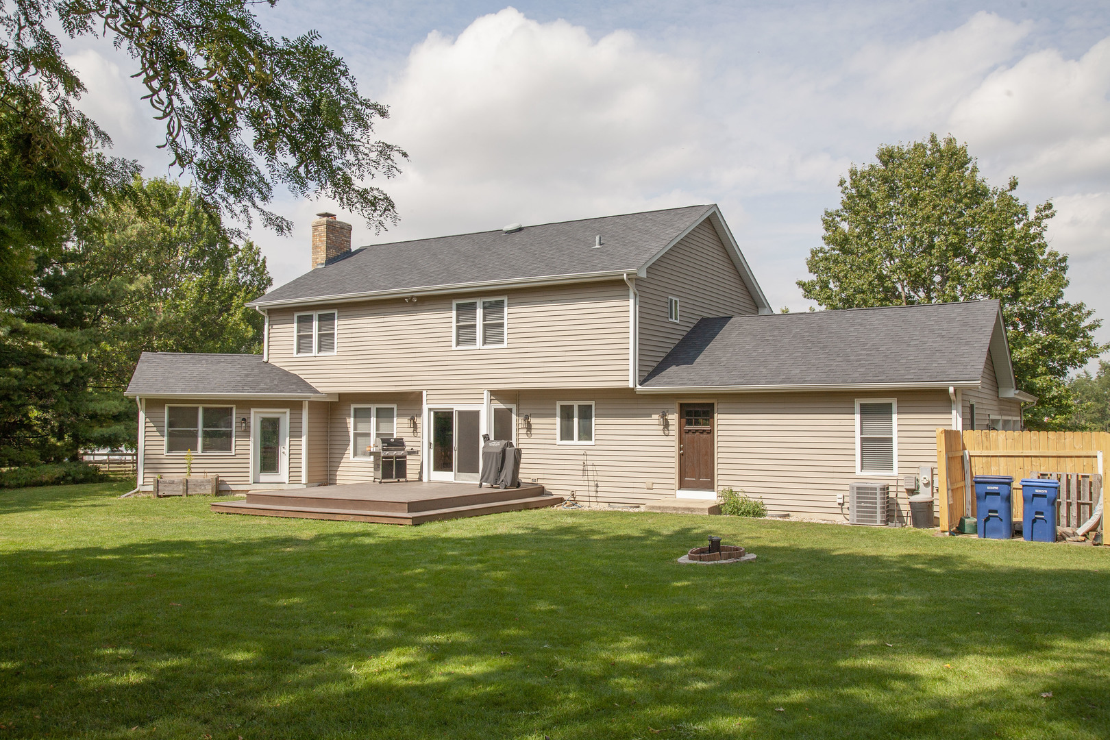 41W945 Northway Drive, Elburn, IL 60119