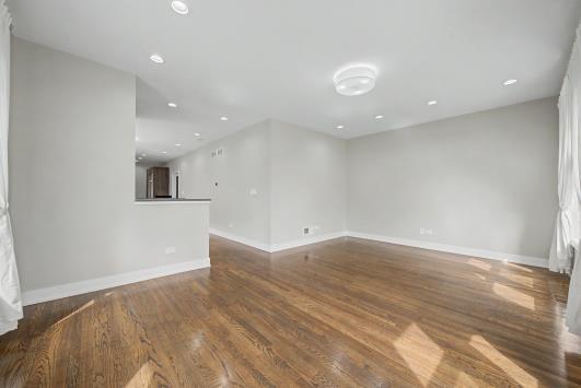 9818 S Leavitt Street, Chicago, IL 60643