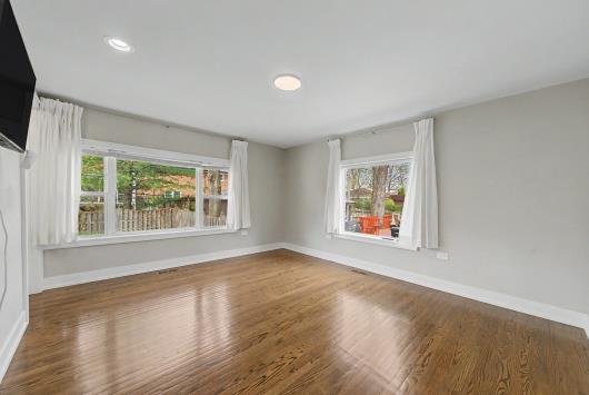 9818 S Leavitt Street, Chicago, IL 60643