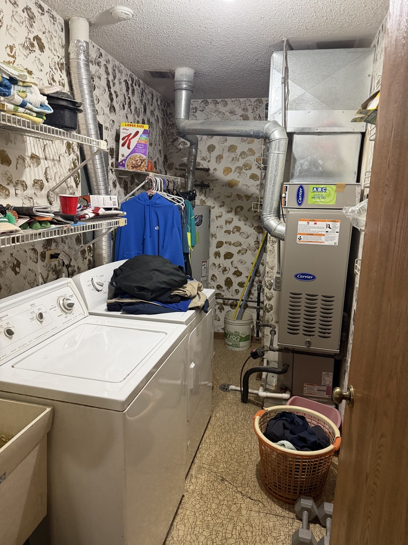 332 Essex Court #4, Wood Dale, IL 60191