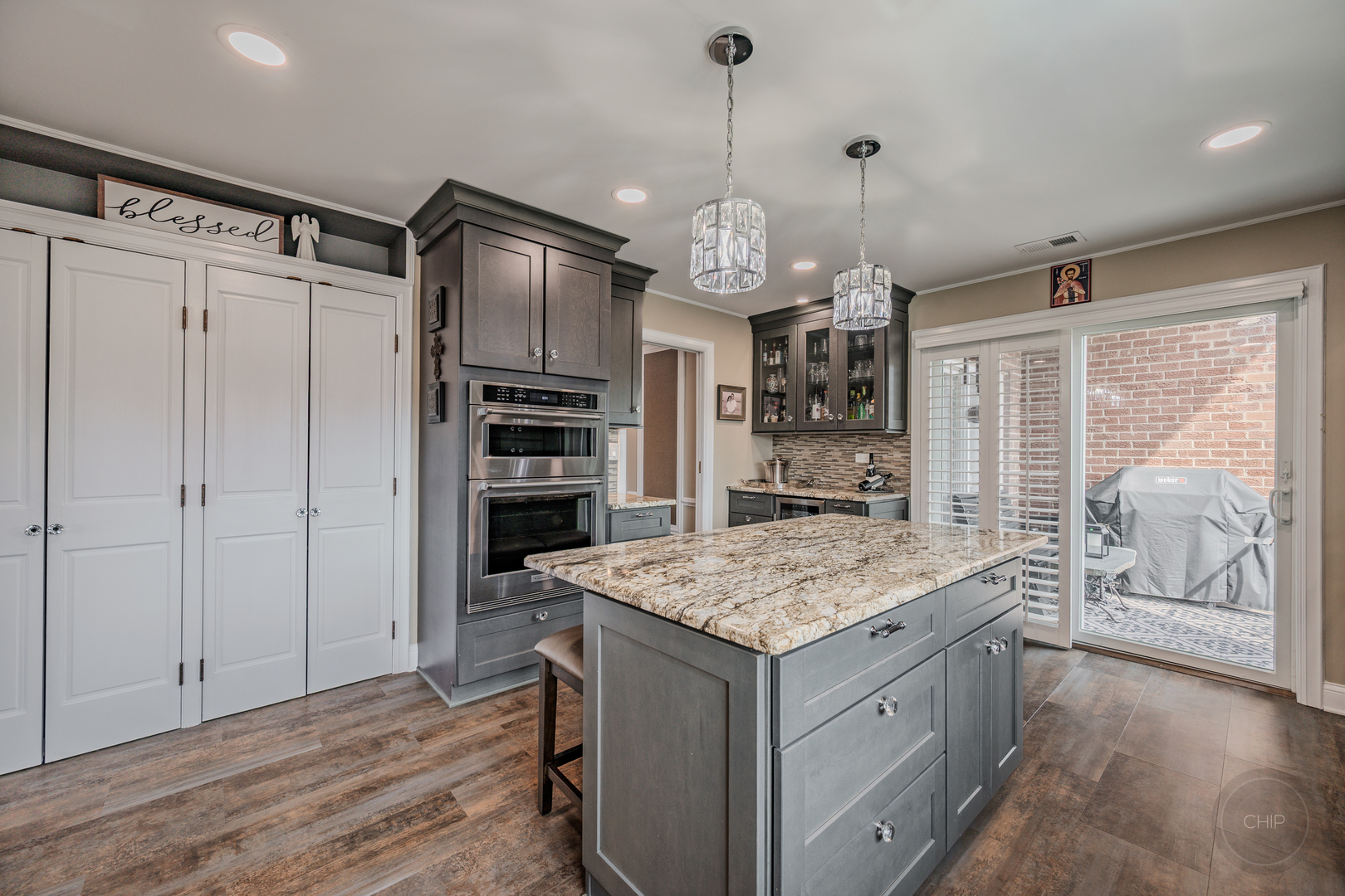 4 Oak Brook Club Drive #G205, Oak Brook, IL 60523