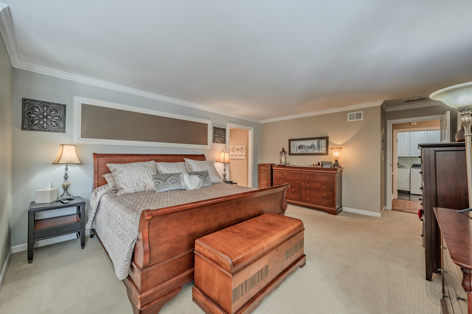 4 Oak Brook Club Drive #G205, Oak Brook, IL 60523