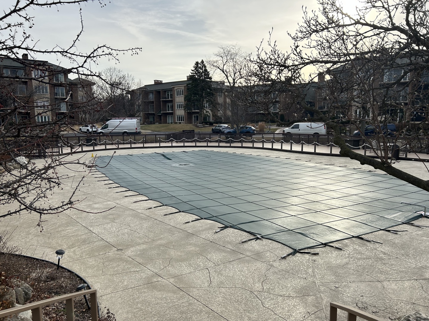 4 Oak Brook Club Drive #G205, Oak Brook, IL 60523