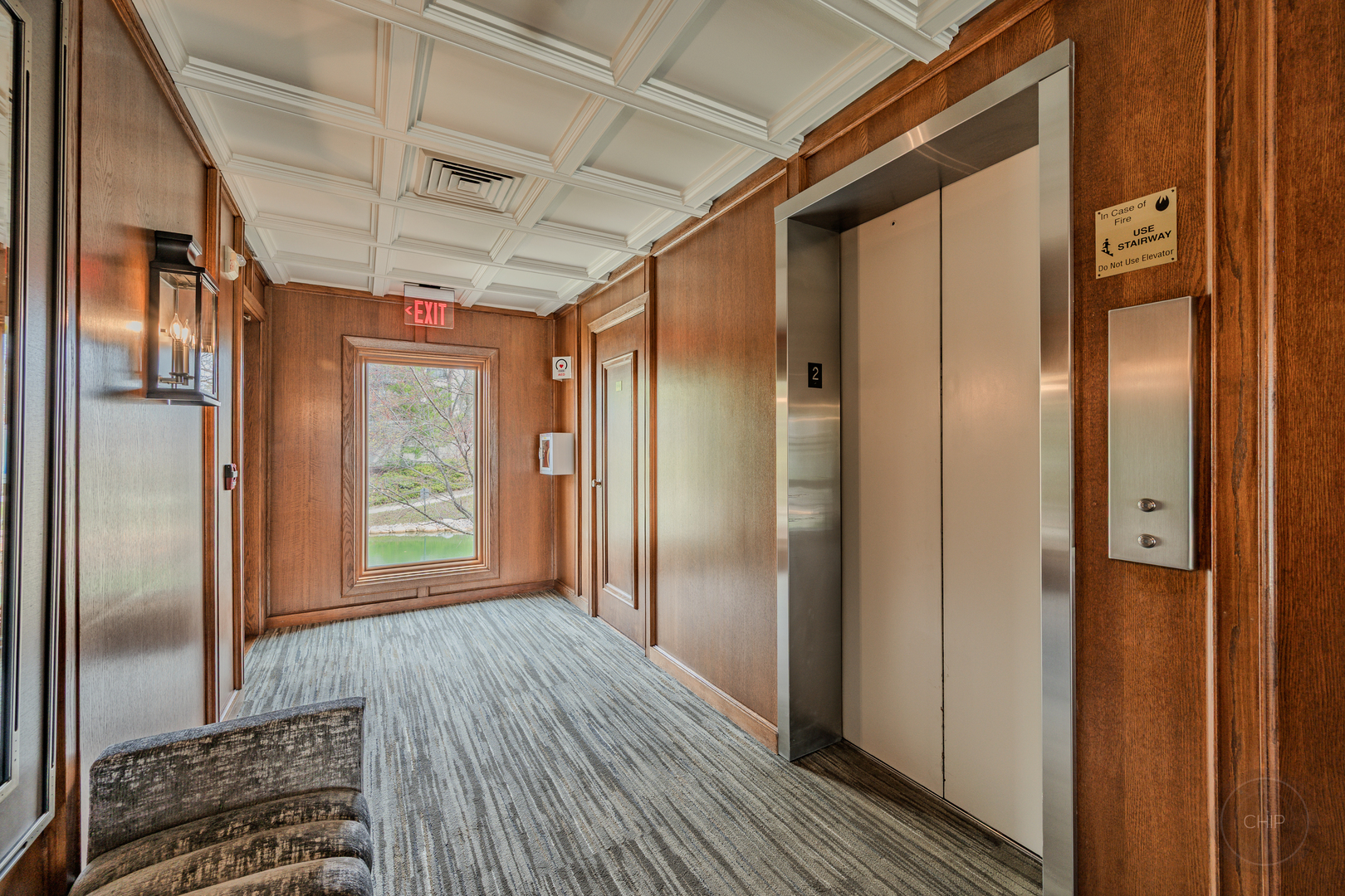 4 Oak Brook Club Drive #G205, Oak Brook, IL 60523