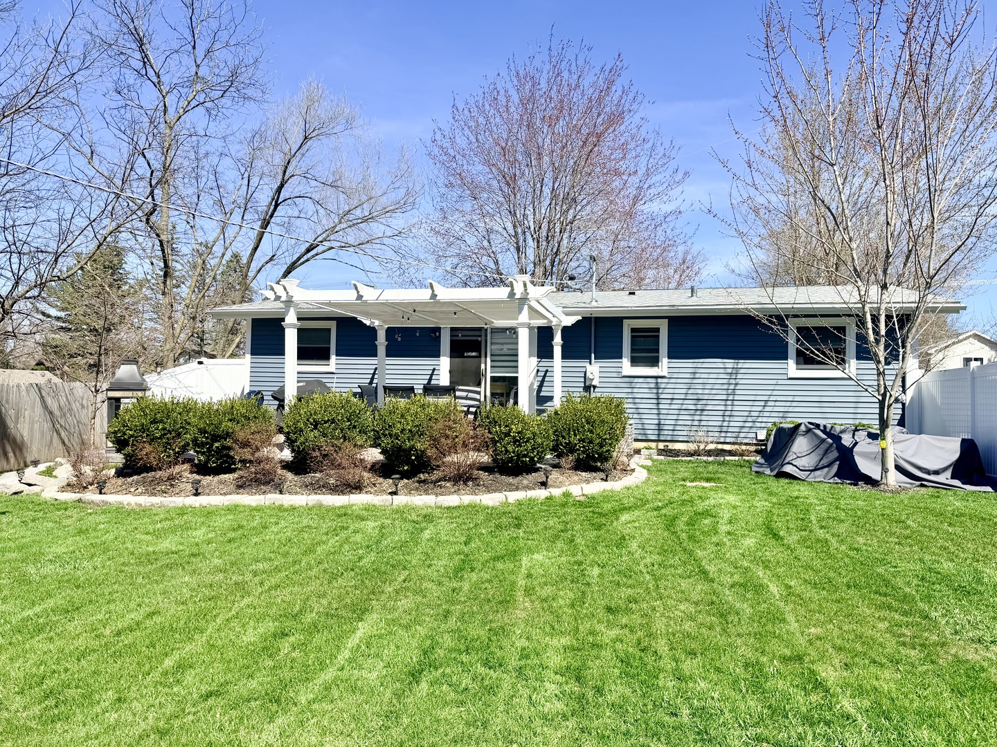 21437 W Engle Drive, Lake Villa, IL 60046