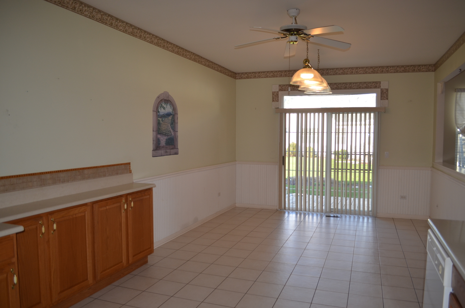 21520 Victory Lake Way, Crest Hill, IL 60403