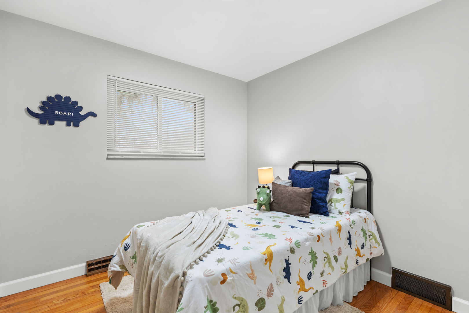 2241 Alby Street, Alton, IL 62002