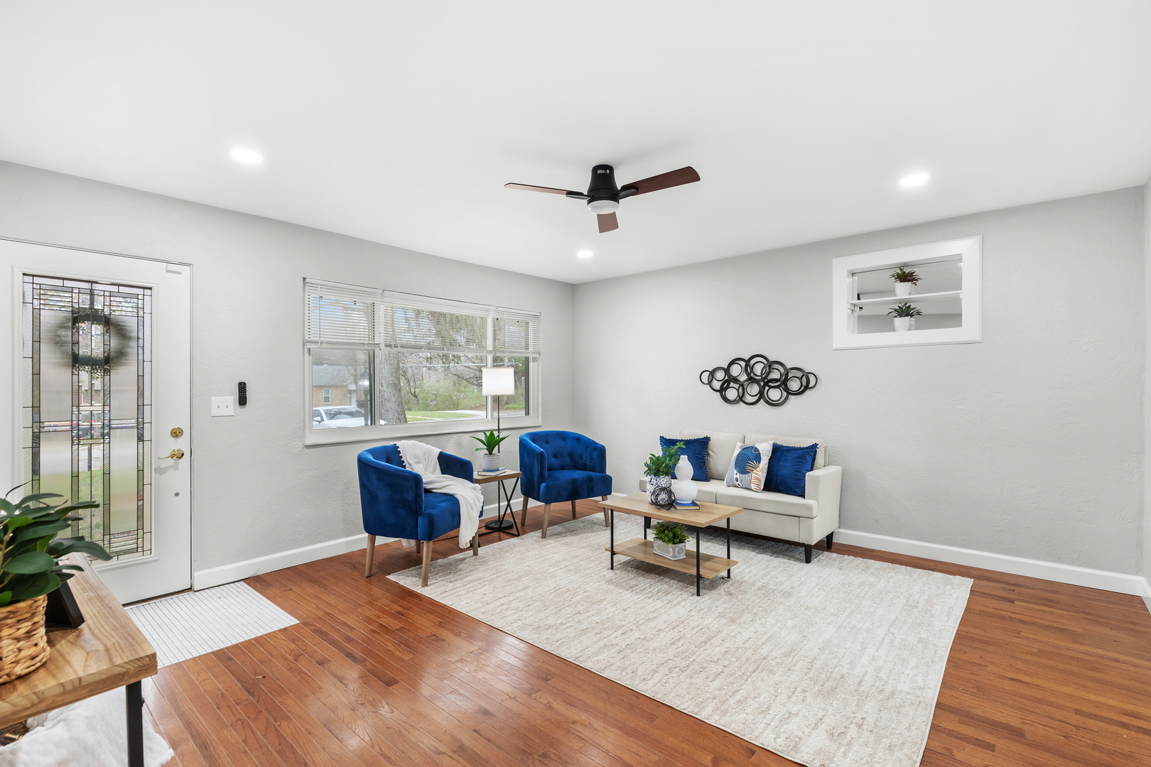 2241 Alby Street, Alton, IL 62002