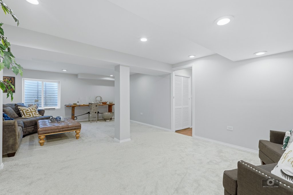 10616 W 154th Street, Orland Park, IL 60462