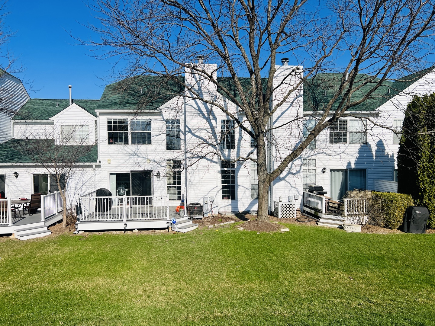 106 Pembroke Circle #2-6, Lake Bluff, IL 60044