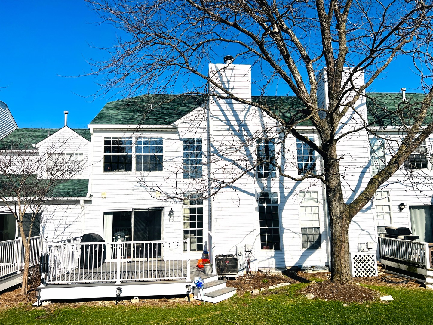 106 Pembroke Circle #2-6, Lake Bluff, IL 60044