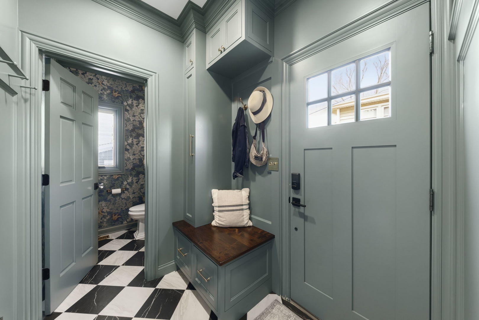 1320 Santa Rosa Avenue, Wheaton, IL 60187