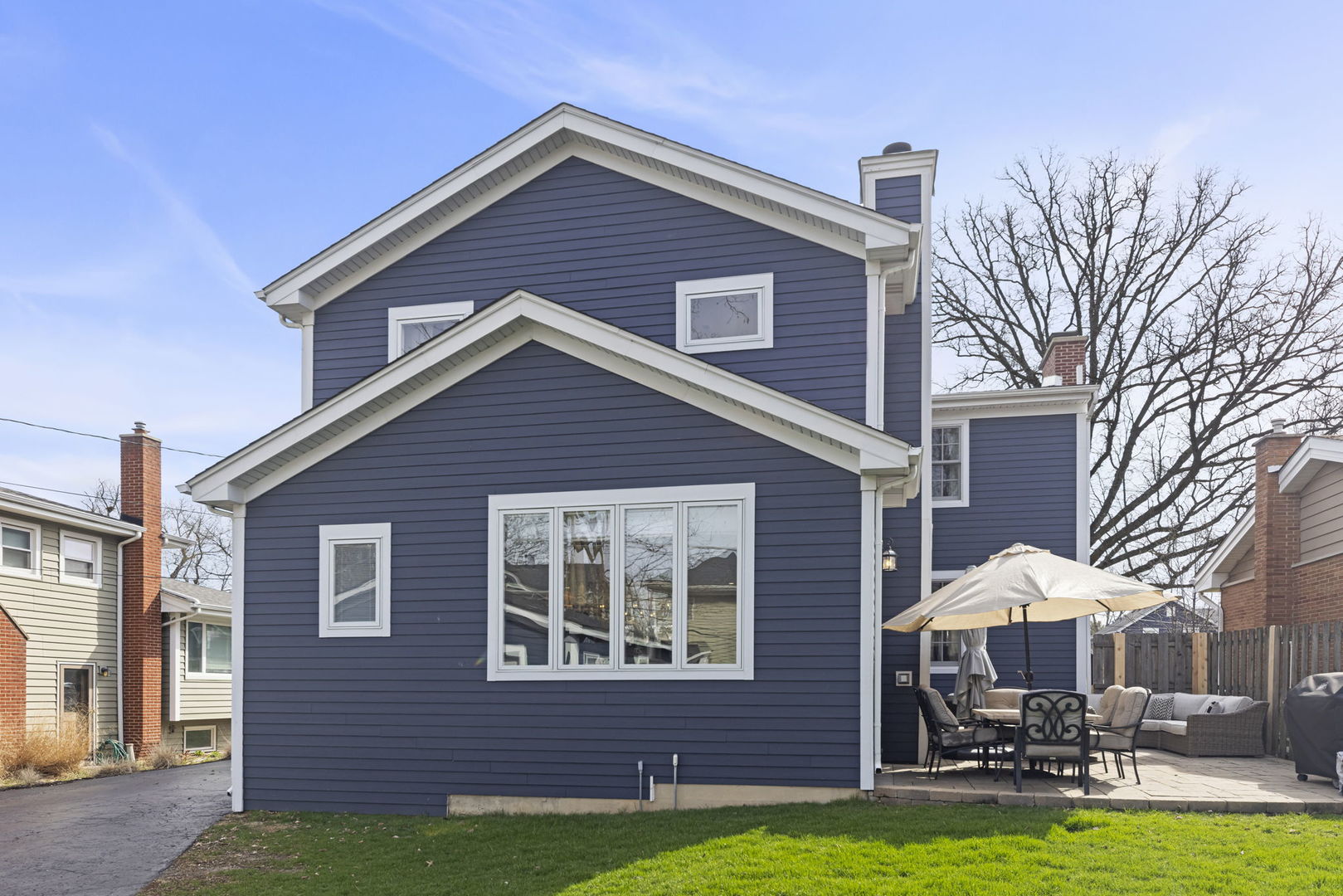 1320 Santa Rosa Avenue, Wheaton, IL 60187