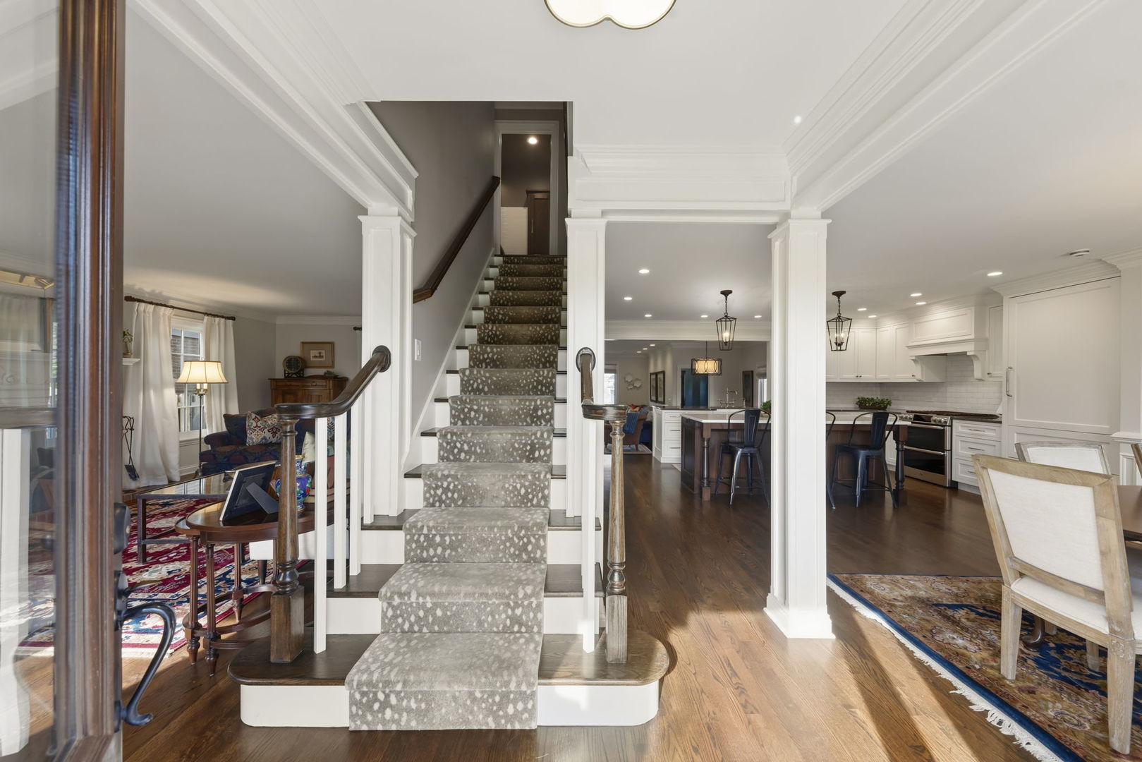 1320 Santa Rosa Avenue, Wheaton, IL 60187