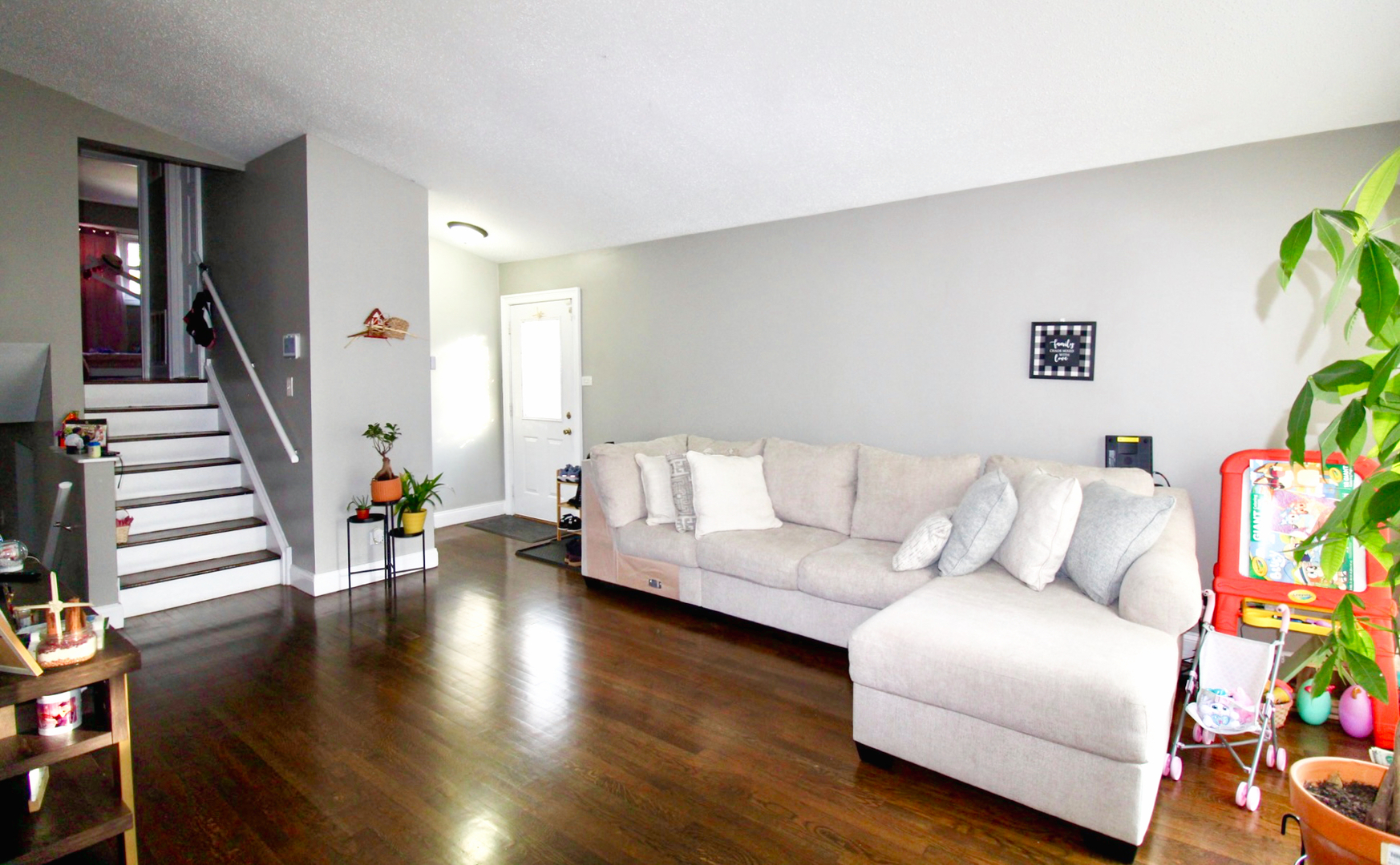 16637 Paulina Street, Markham, IL 60428