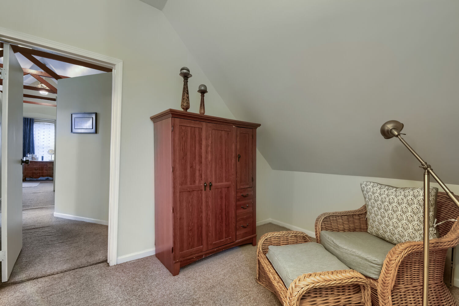 2231 N Lawndale Avenue, Chicago, IL 60647