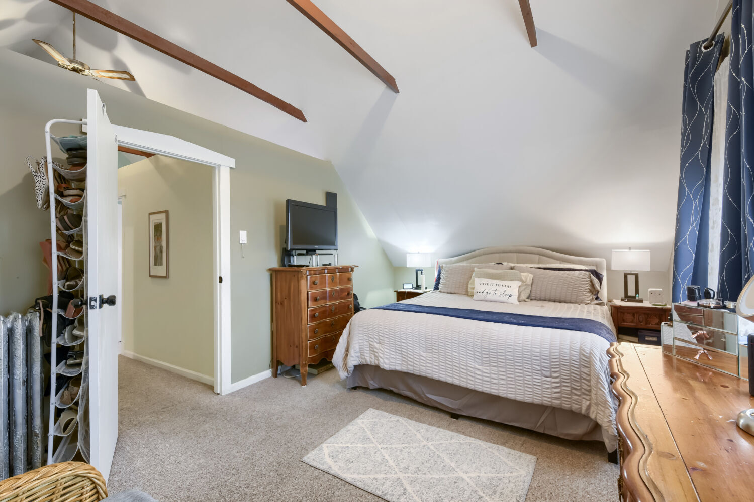 2231 N Lawndale Avenue, Chicago, IL 60647